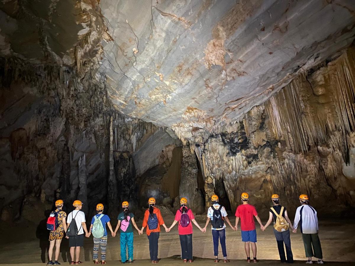 Gold Plus Hotel Phong Nha Esterno foto