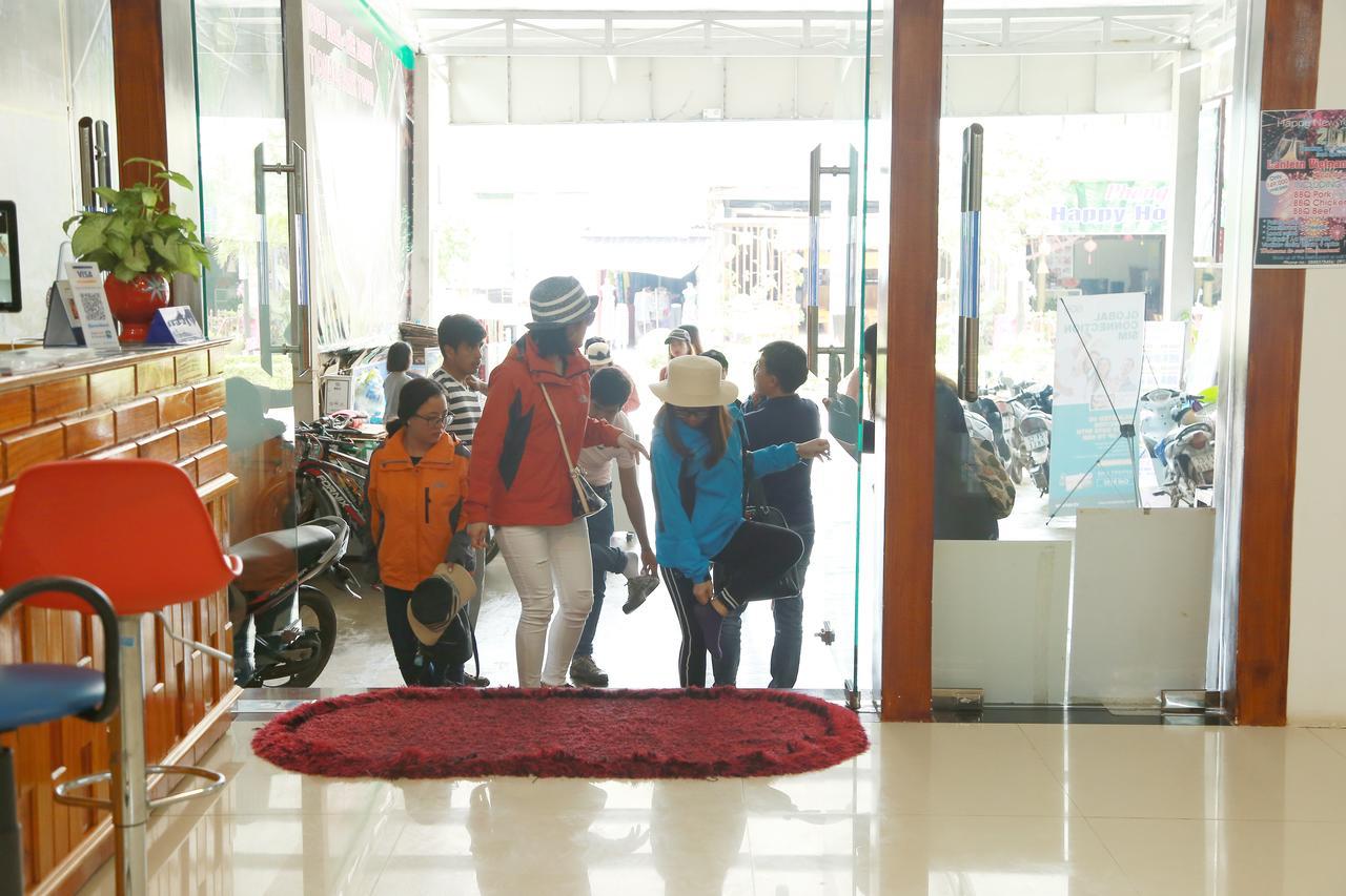 Gold Plus Hotel Phong Nha Esterno foto