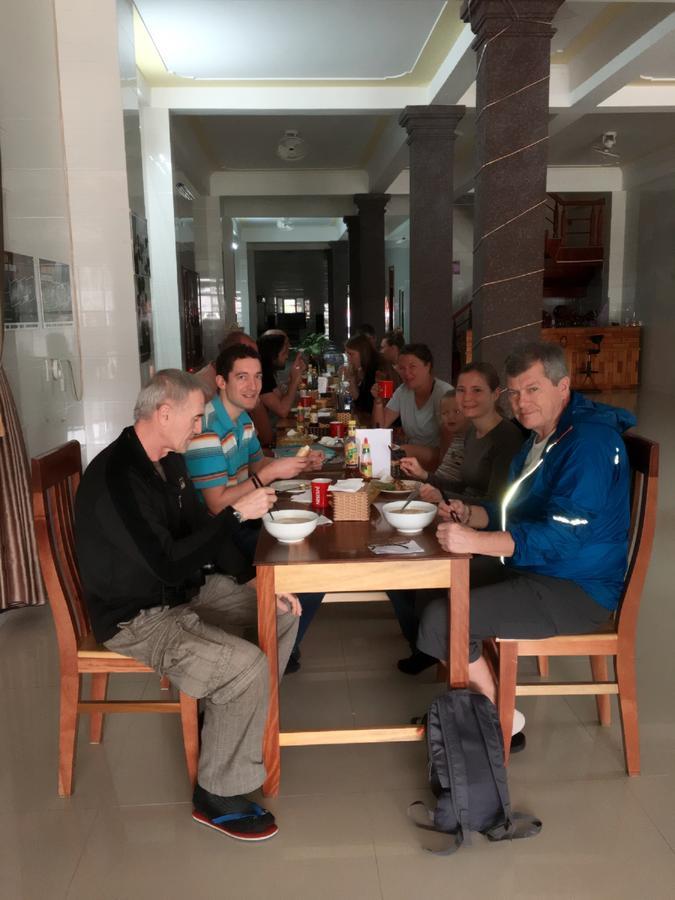 Gold Plus Hotel Phong Nha Esterno foto