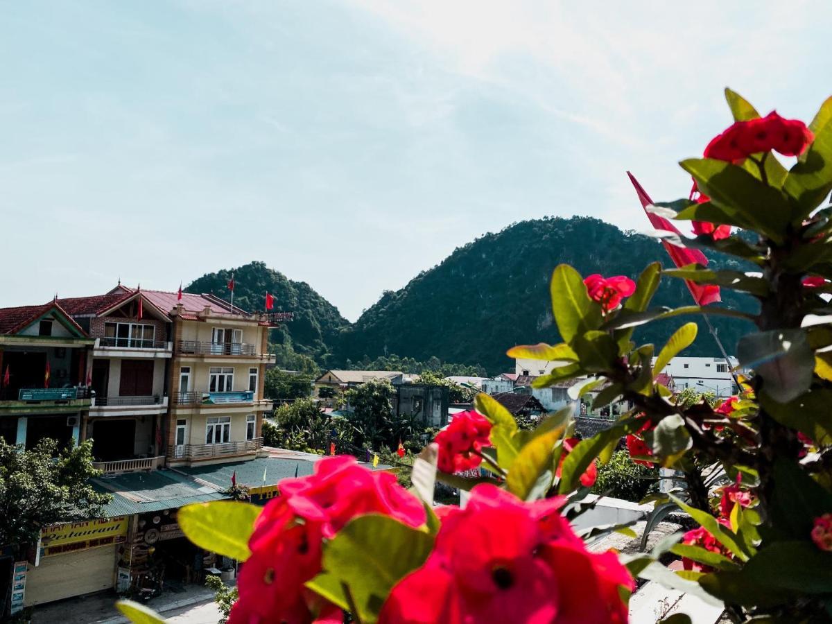Gold Plus Hotel Phong Nha Esterno foto