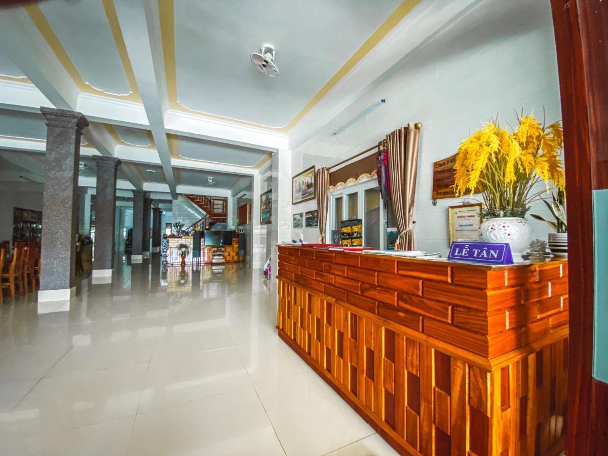 Gold Plus Hotel Phong Nha Esterno foto