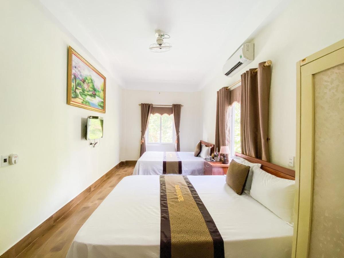 Gold Plus Hotel Phong Nha Esterno foto